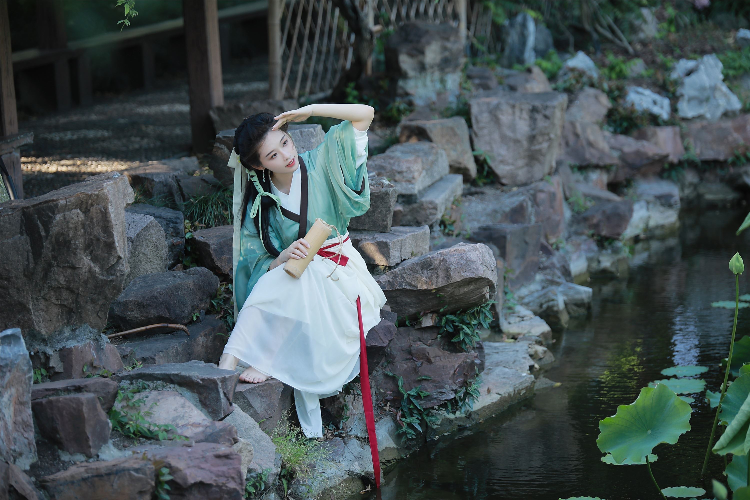 YITUYU艺图语 2025.01.05 小荷 _喵喵家的小鱼干_